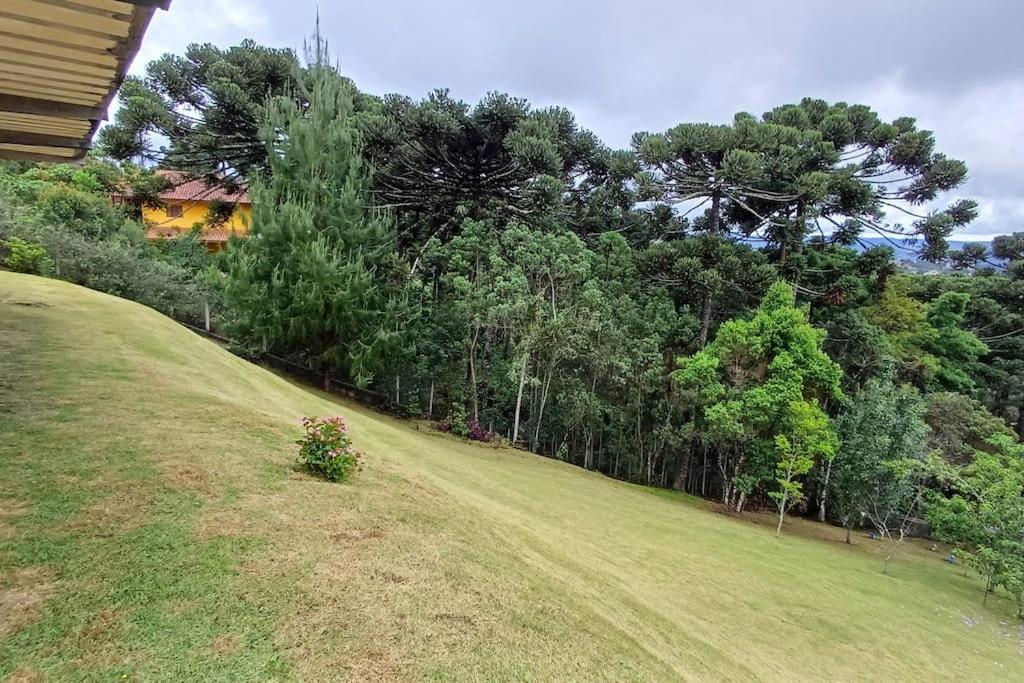 Linda Casa Em * Campos do Jordão
