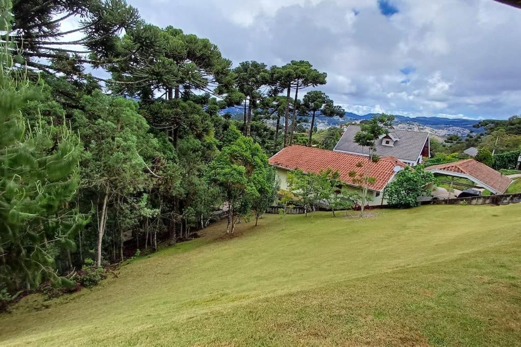 Linda Casa Em Casa de férias Campos do Jordão